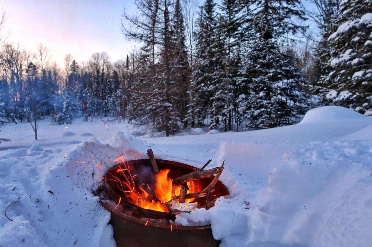 Cozy Log Holiday home